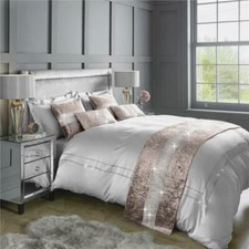 Set copriletto o cuscino rosa